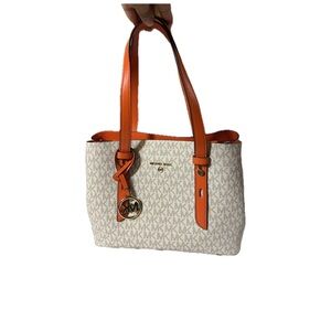 Michael Kors Mel Signature Tote in Orange and Cream